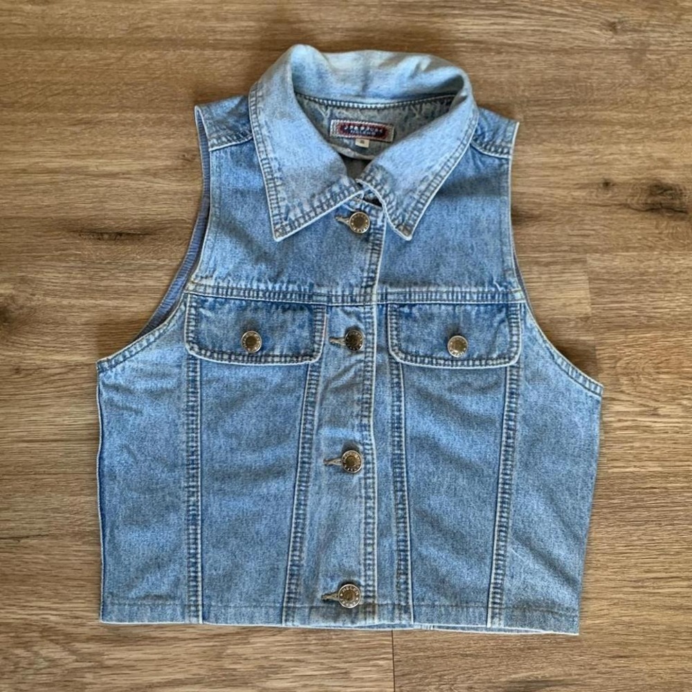 Helen Japanese Denim Button Up Collared Vest in medium wash -‎ Size Small Womens